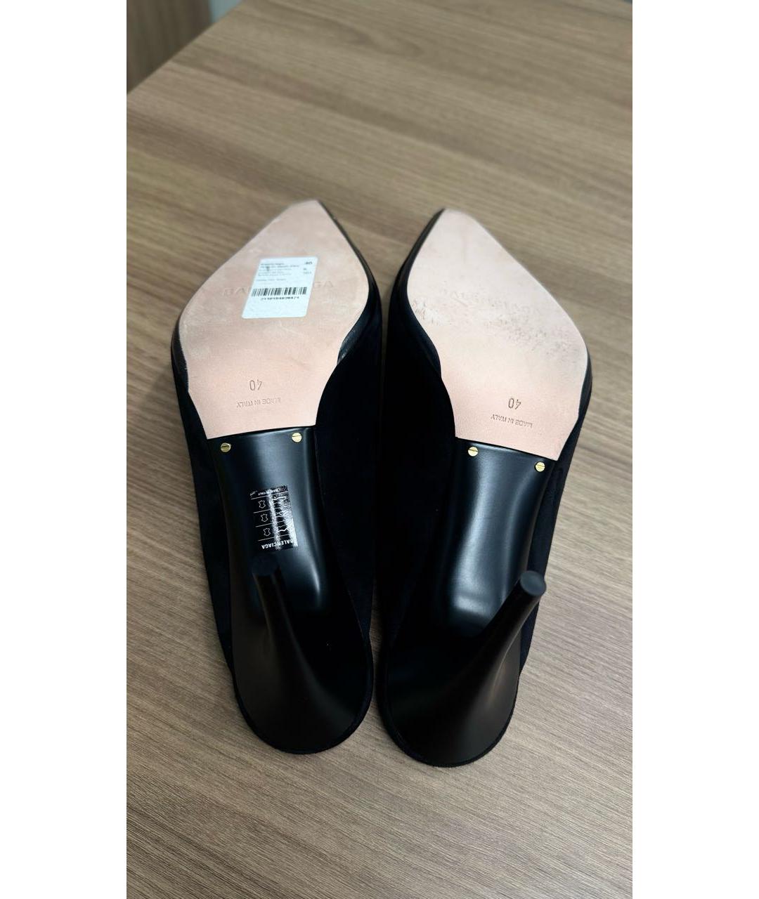 BALENCIAGA Черные замшевые мюли, фото 5