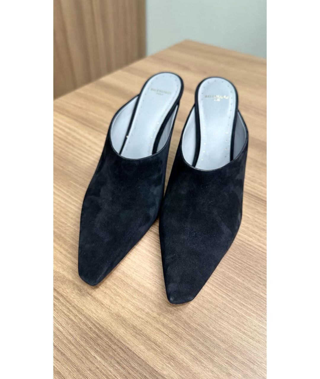 BALENCIAGA Черные замшевые мюли, фото 3