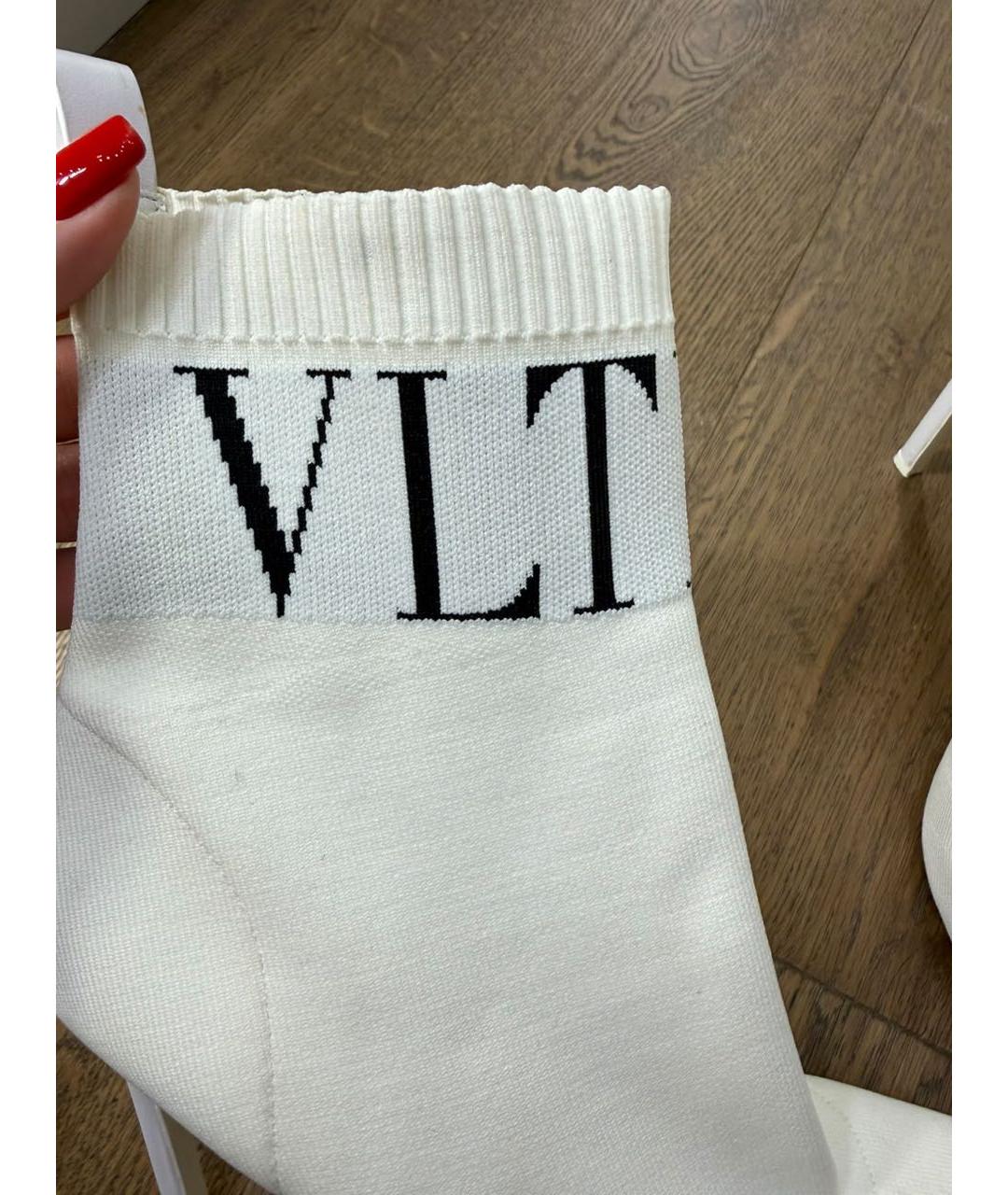 VALENTINO Белые текстильные ботильоны, фото 3
