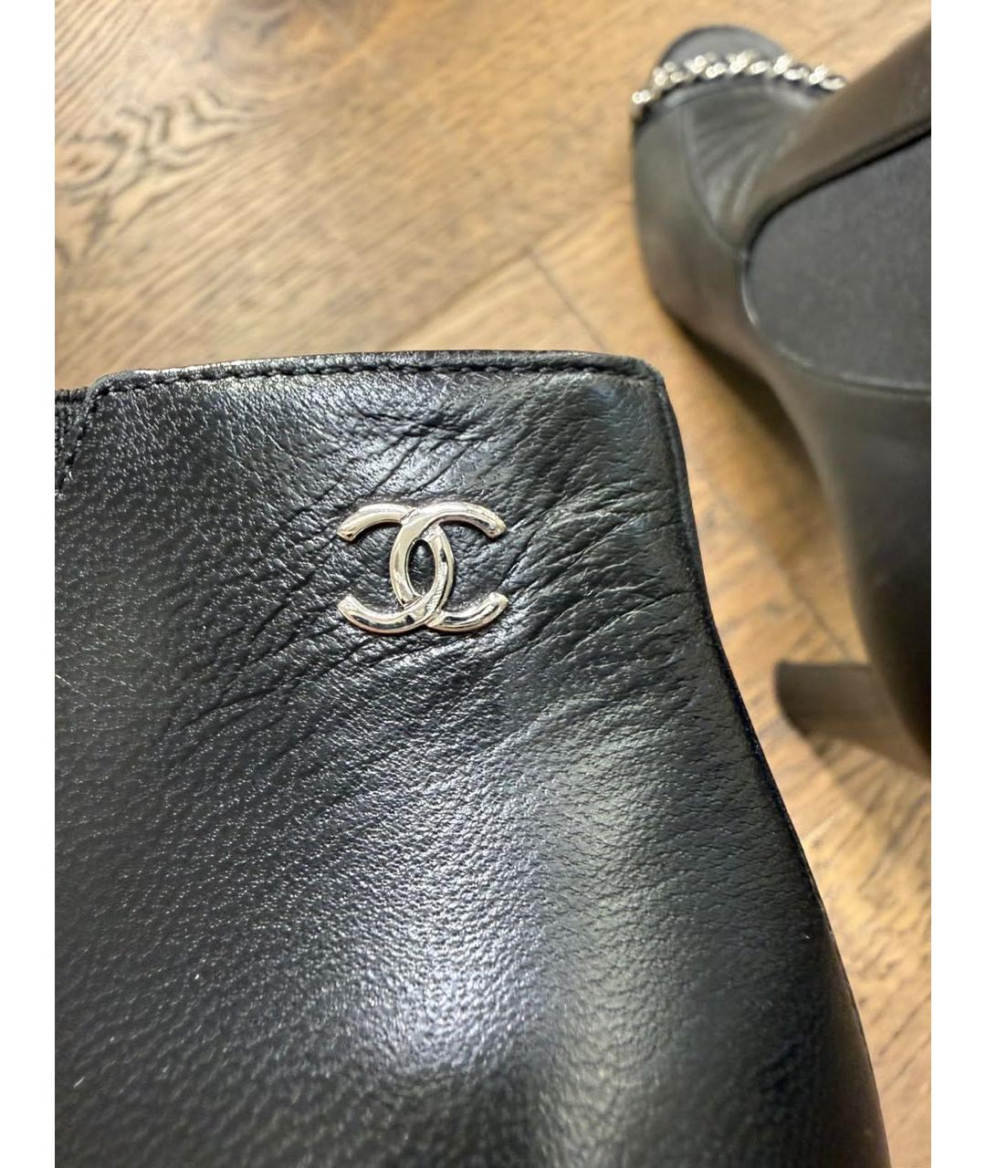 CHANEL Черные кожаные ботильоны, фото 4