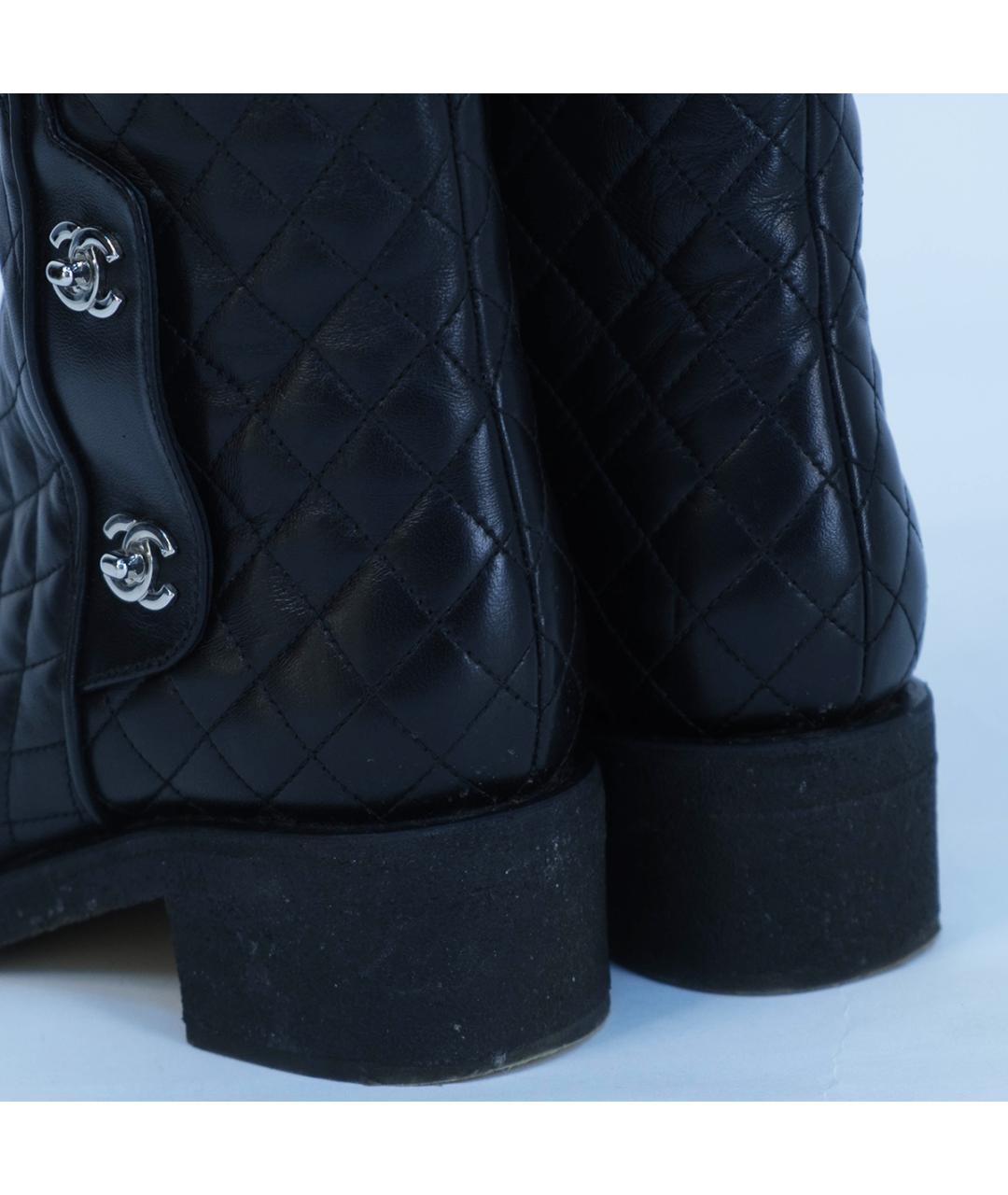 CHANEL Черные кожаные сапоги, фото 7
