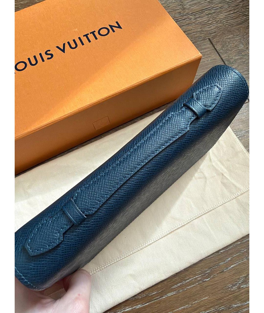 LOUIS VUITTON Темно-синий кожаный кошелек, фото 2