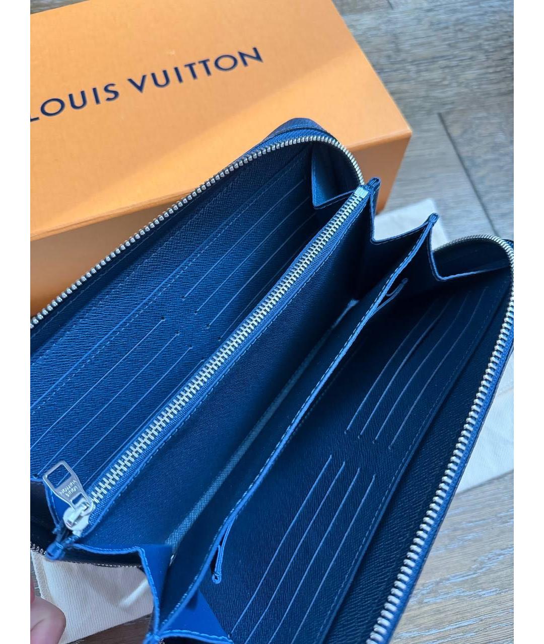 LOUIS VUITTON Темно-синий кожаный кошелек, фото 4
