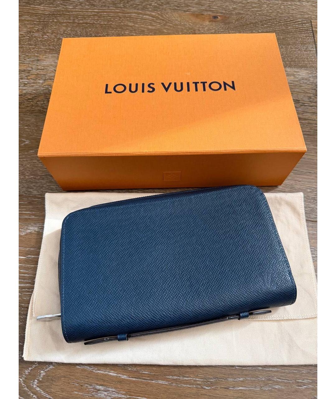 LOUIS VUITTON Темно-синий кожаный кошелек, фото 3