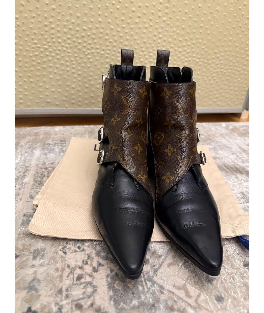 LOUIS VUITTON Черные кожаные ботильоны, фото 2