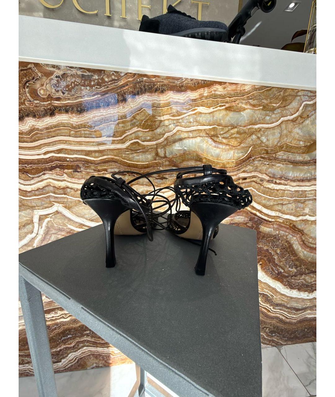 BOTTEGA VENETA Черные текстильные босоножки, фото 4