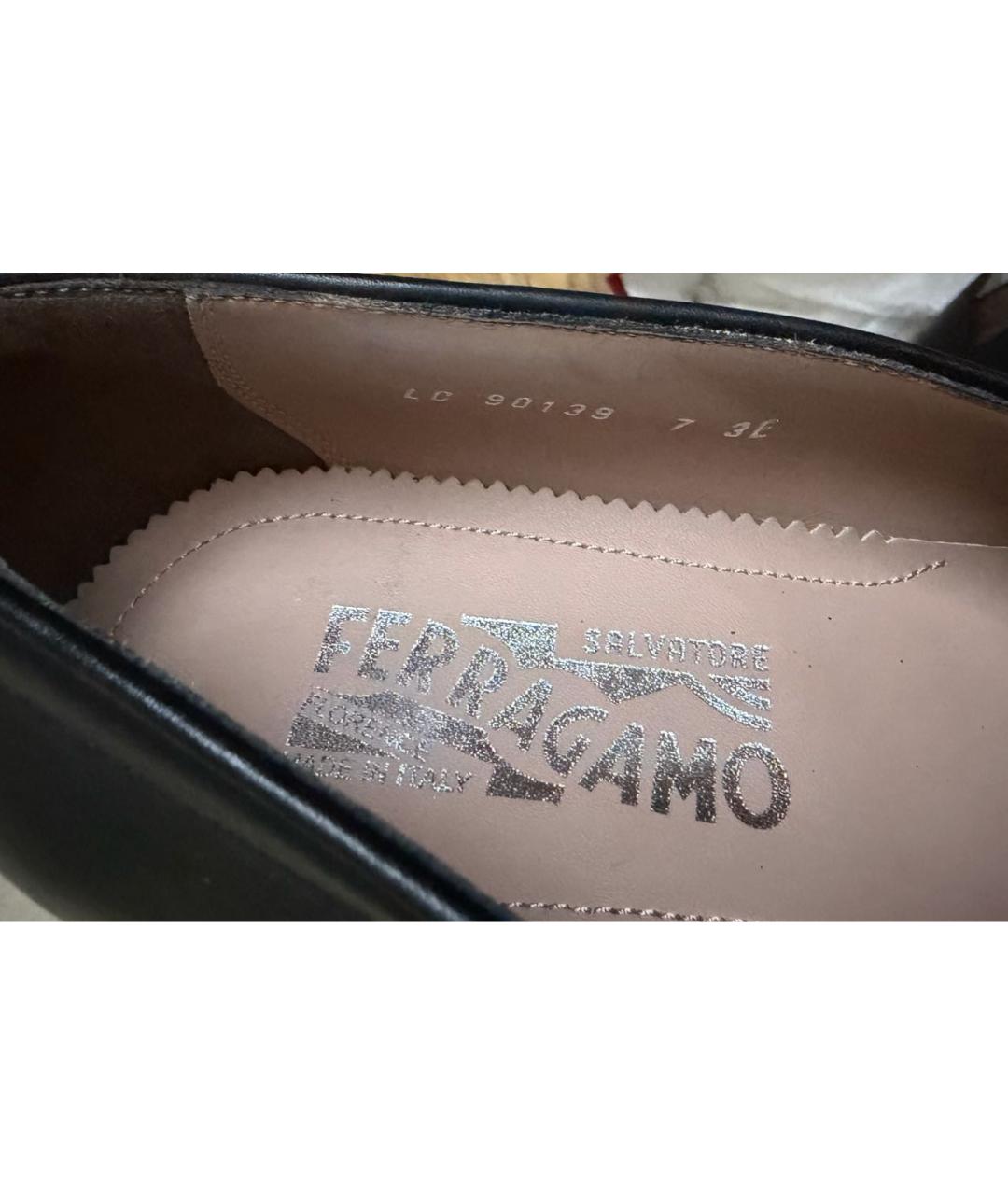 FERRAGAMO Черные кожаные лоферы, фото 6