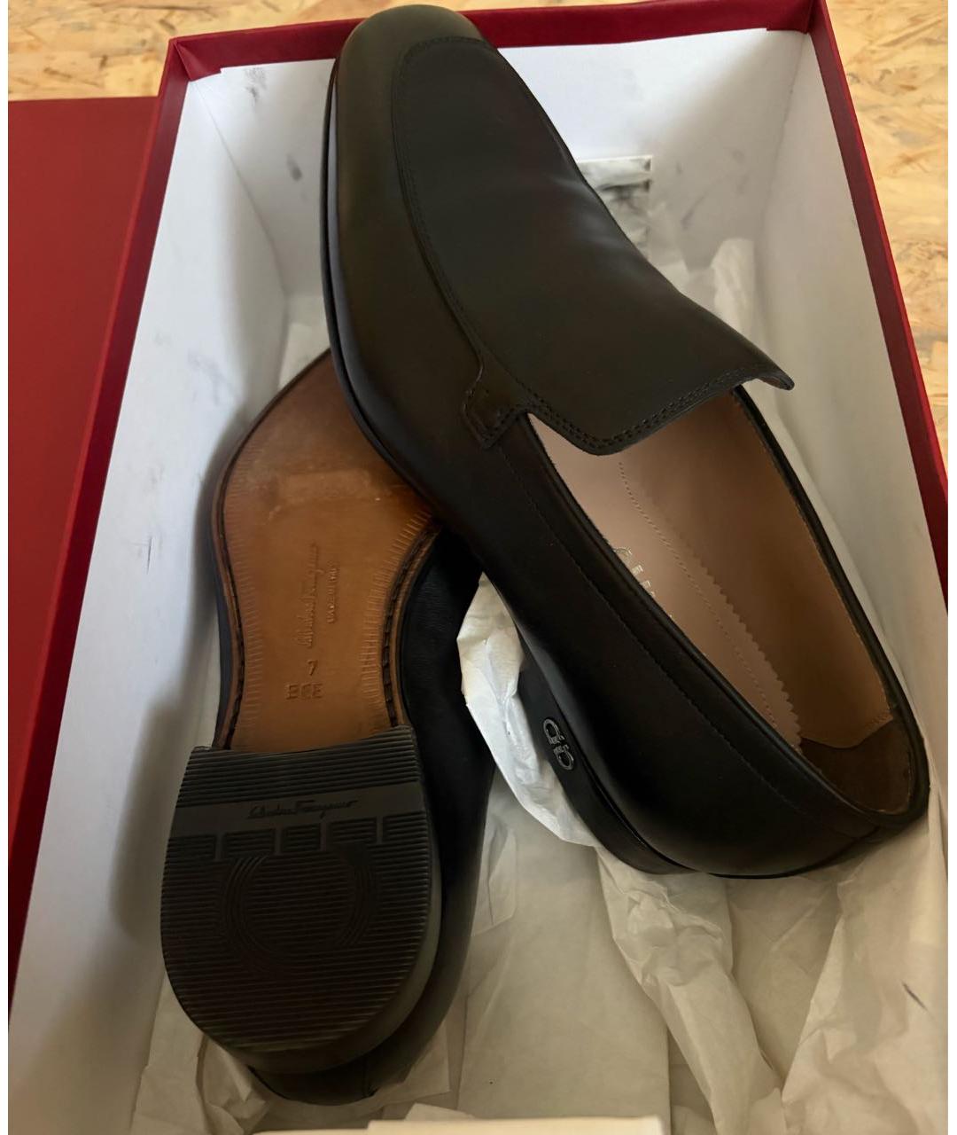 FERRAGAMO Черные кожаные лоферы, фото 4