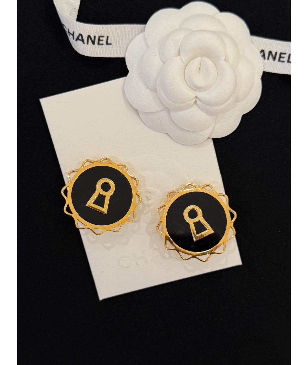 CHANEL Черные позолоченные серьги, фото 2