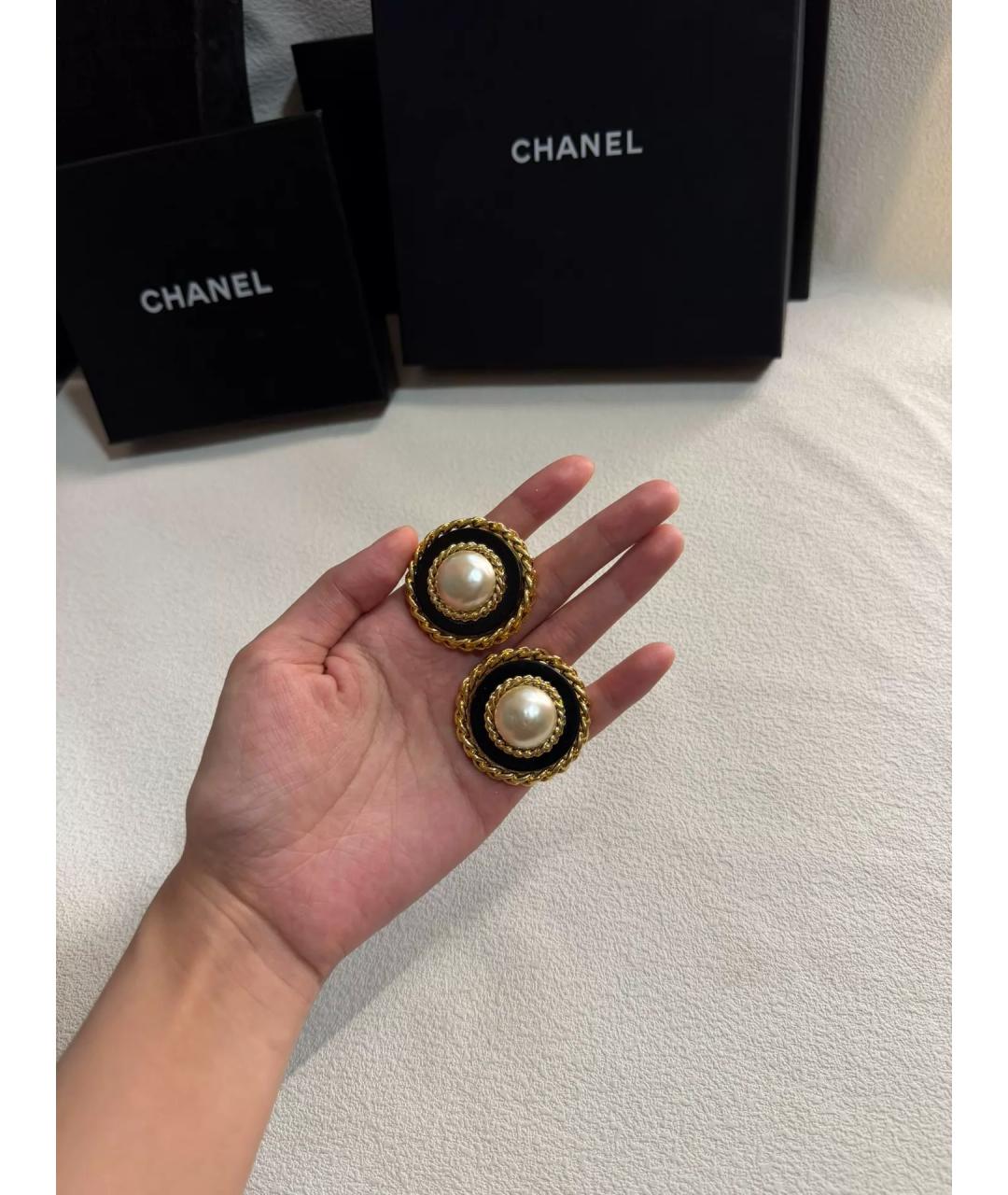 CHANEL Черные жемчужные серьги, фото 5