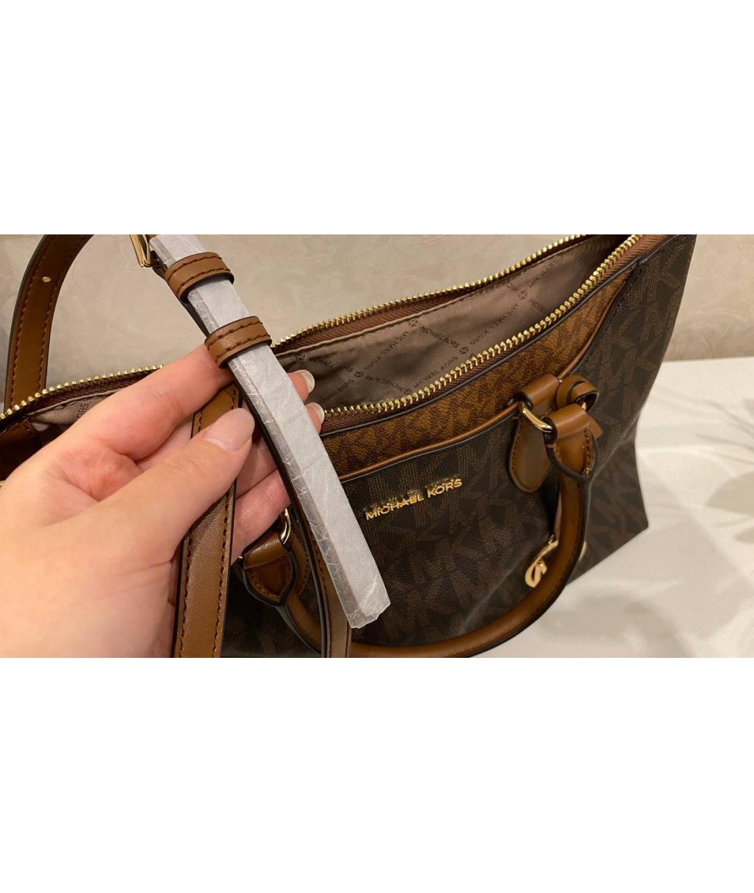 MICHAEL KORS Коричневая сумка с короткими ручками из канвы, фото 7