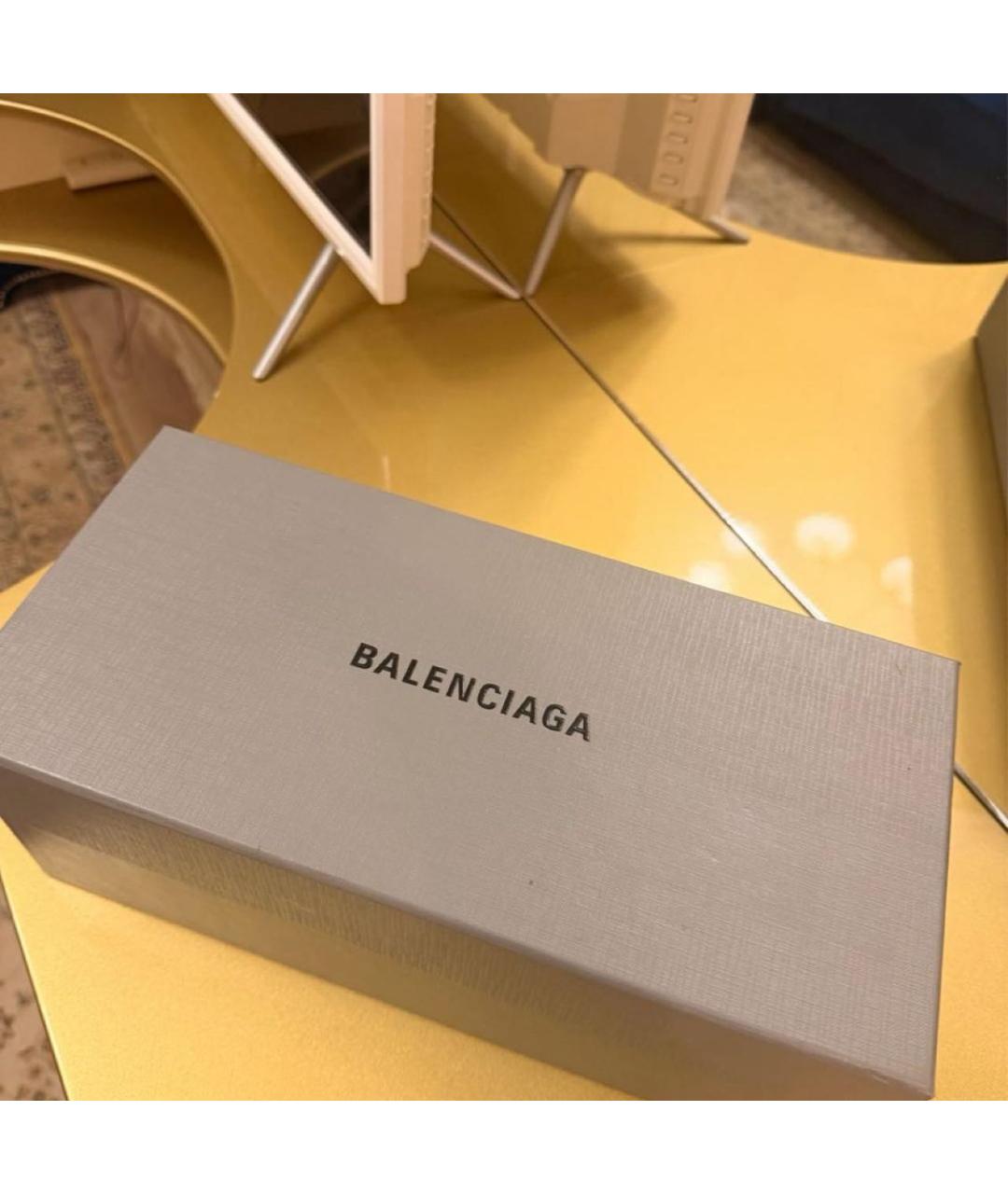 BALENCIAGA Кожаные шлепанцы, фото 6