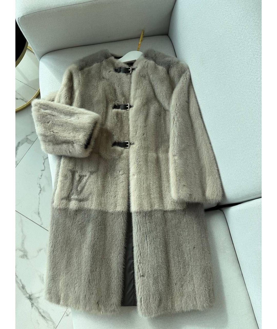 LOUIS VUITTON Шуба, фото 9