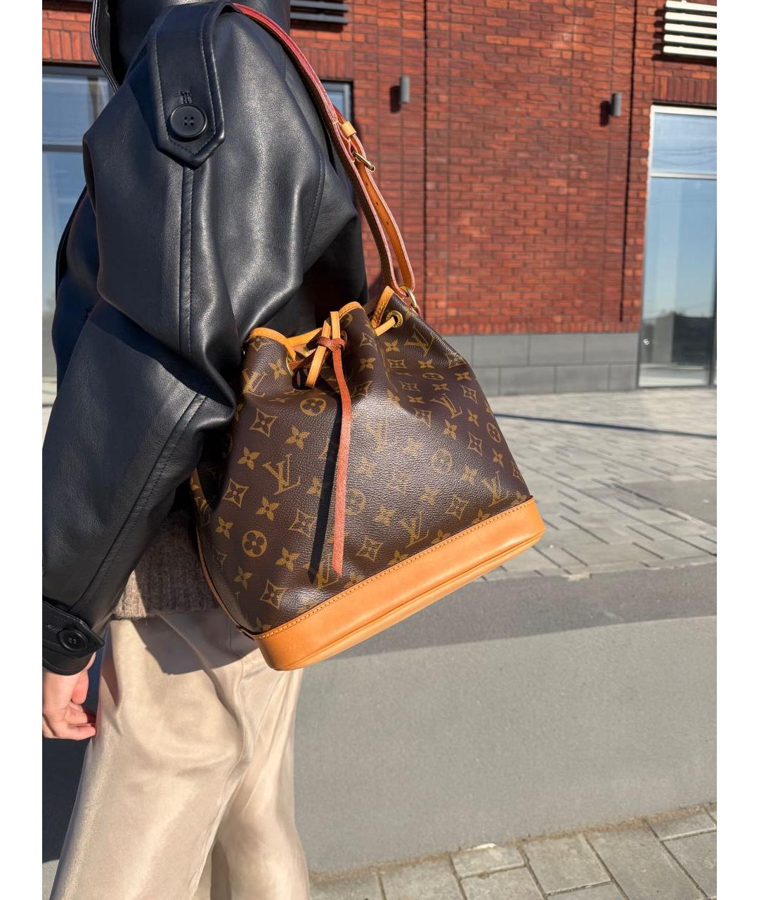 LOUIS VUITTON Коричневая сумка через плечо из канвы, фото 2