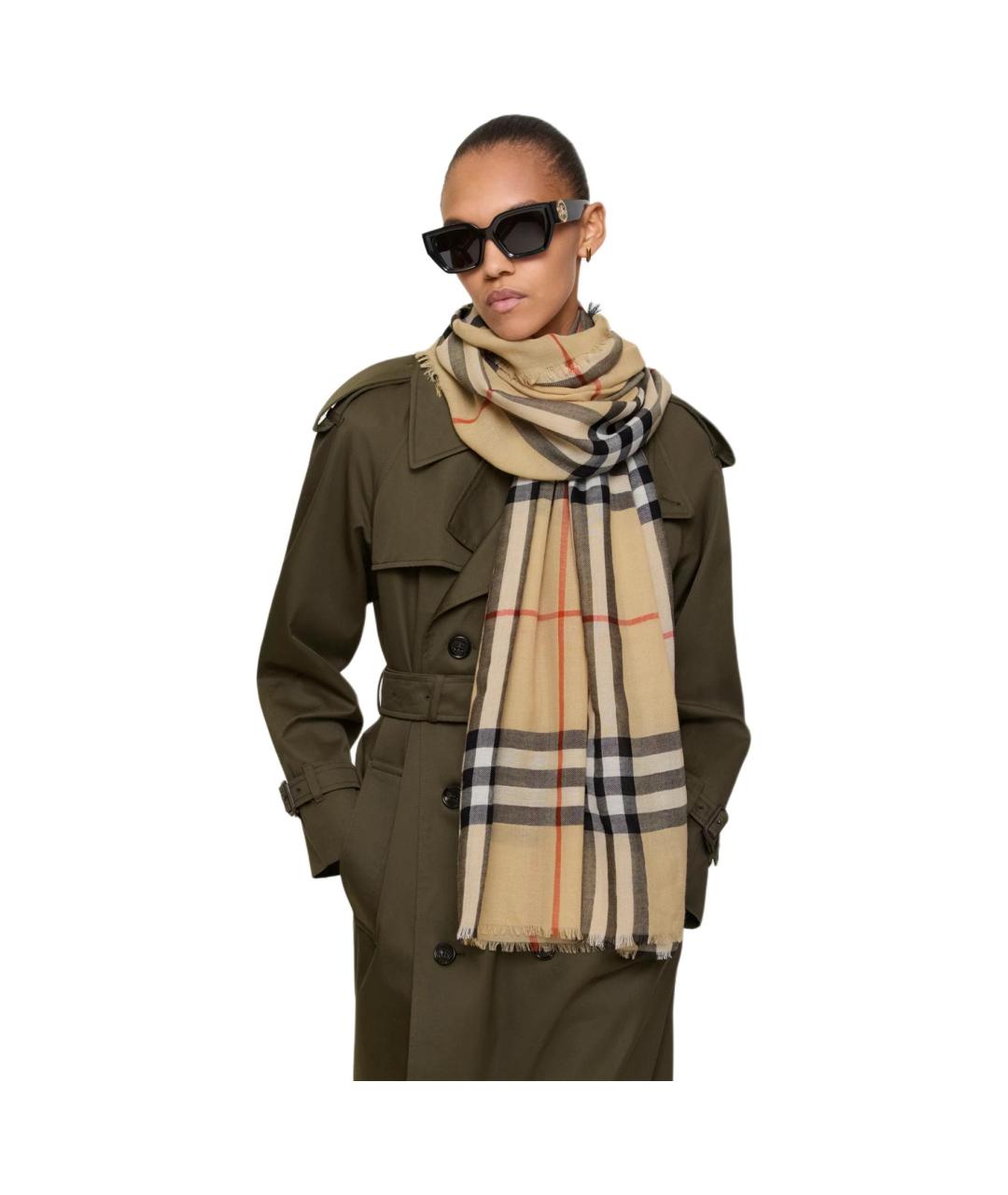 BURBERRY Бежевый шерстяной шарф, фото 5