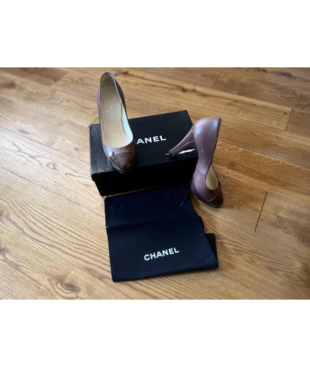 CHANEL Бежевые кожаные туфли, фото 2
