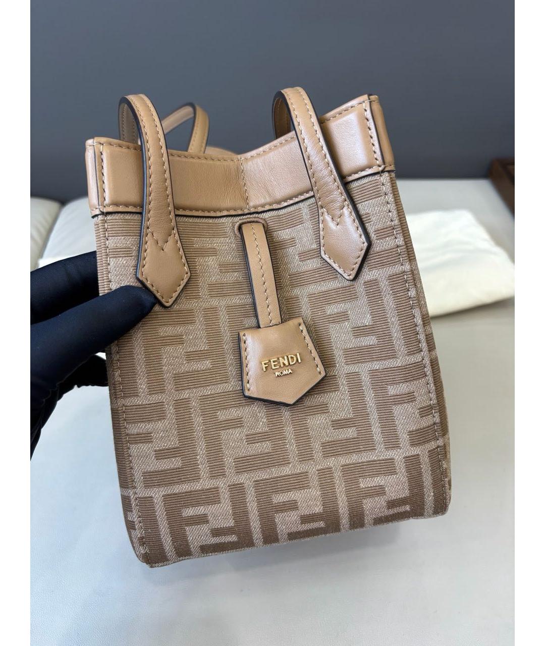 FENDI Бежевая кожаная сумка через плечо, фото 4