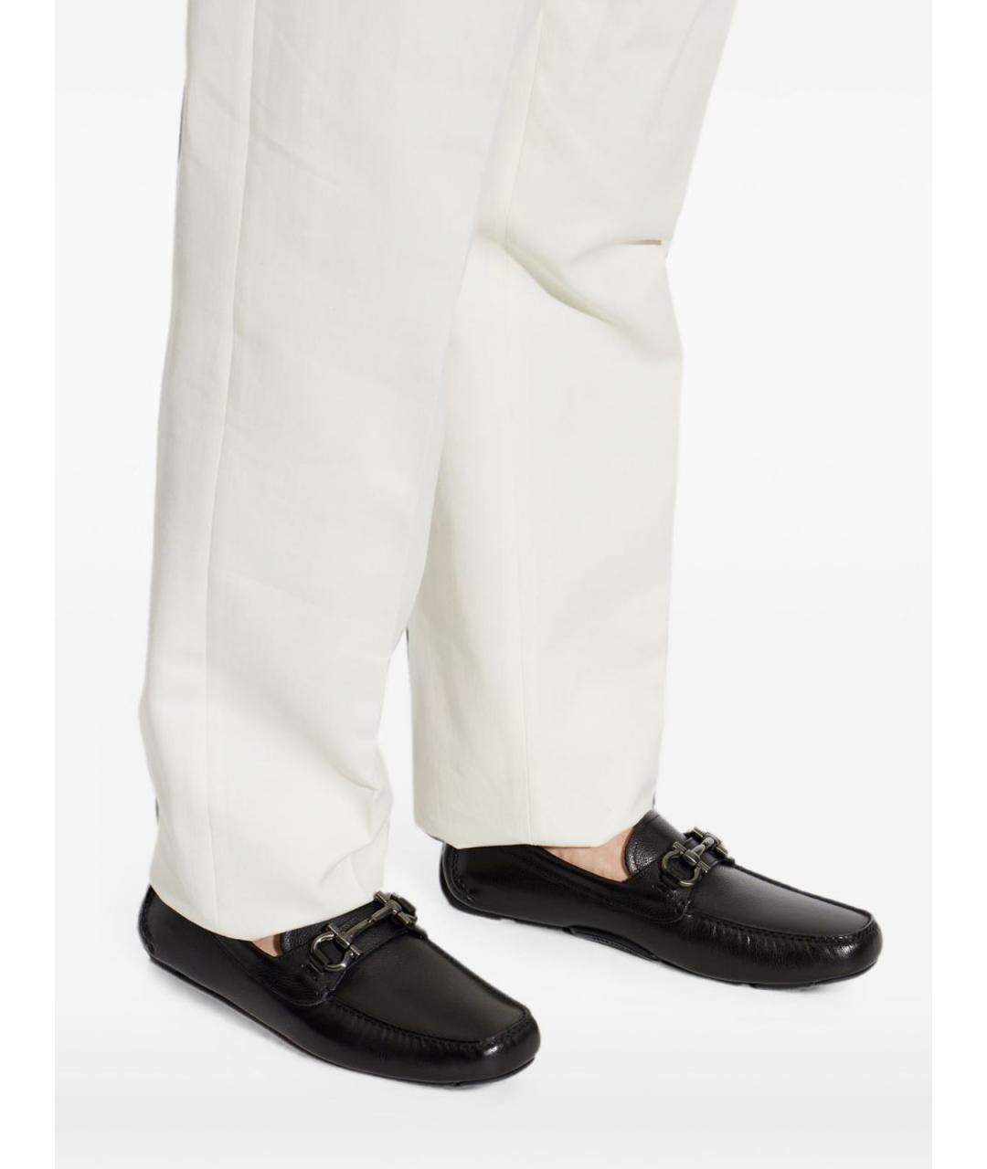 FERRAGAMO Черные кожаные лоферы, фото 3