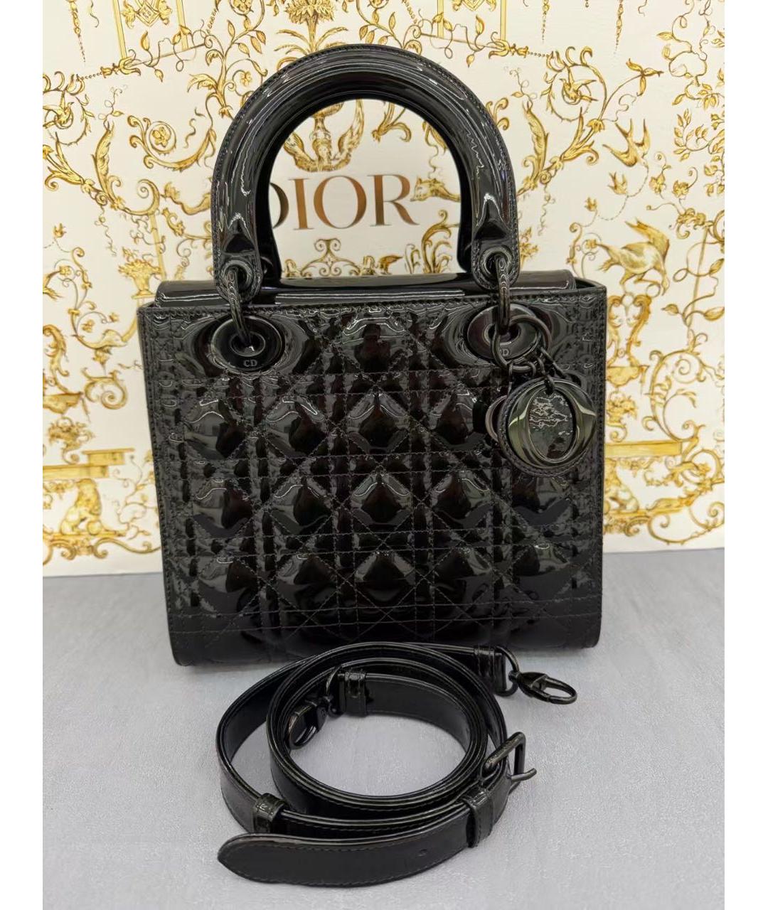 CHRISTIAN DIOR Черная сумка тоут из лакированной кожи, фото 2