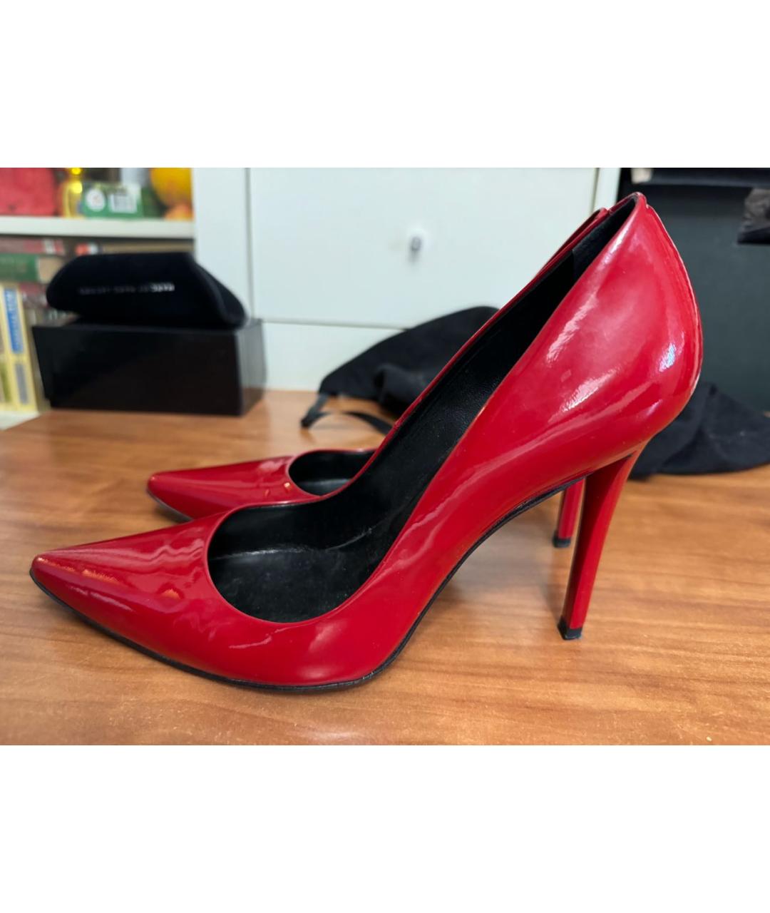 ROGER VIVIER Красные туфли из лакированной кожи, фото 6
