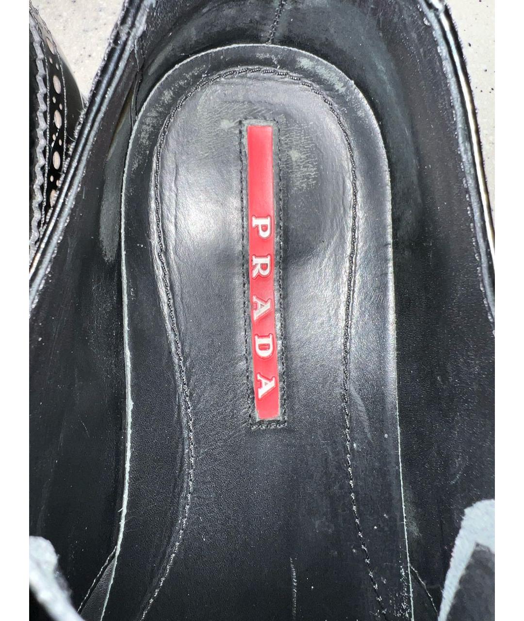 PRADA Черные низкие ботинки из лакированной кожи, фото 3