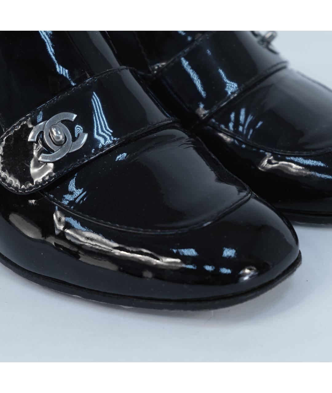 CHANEL Черные туфли из лакированной кожи, фото 4