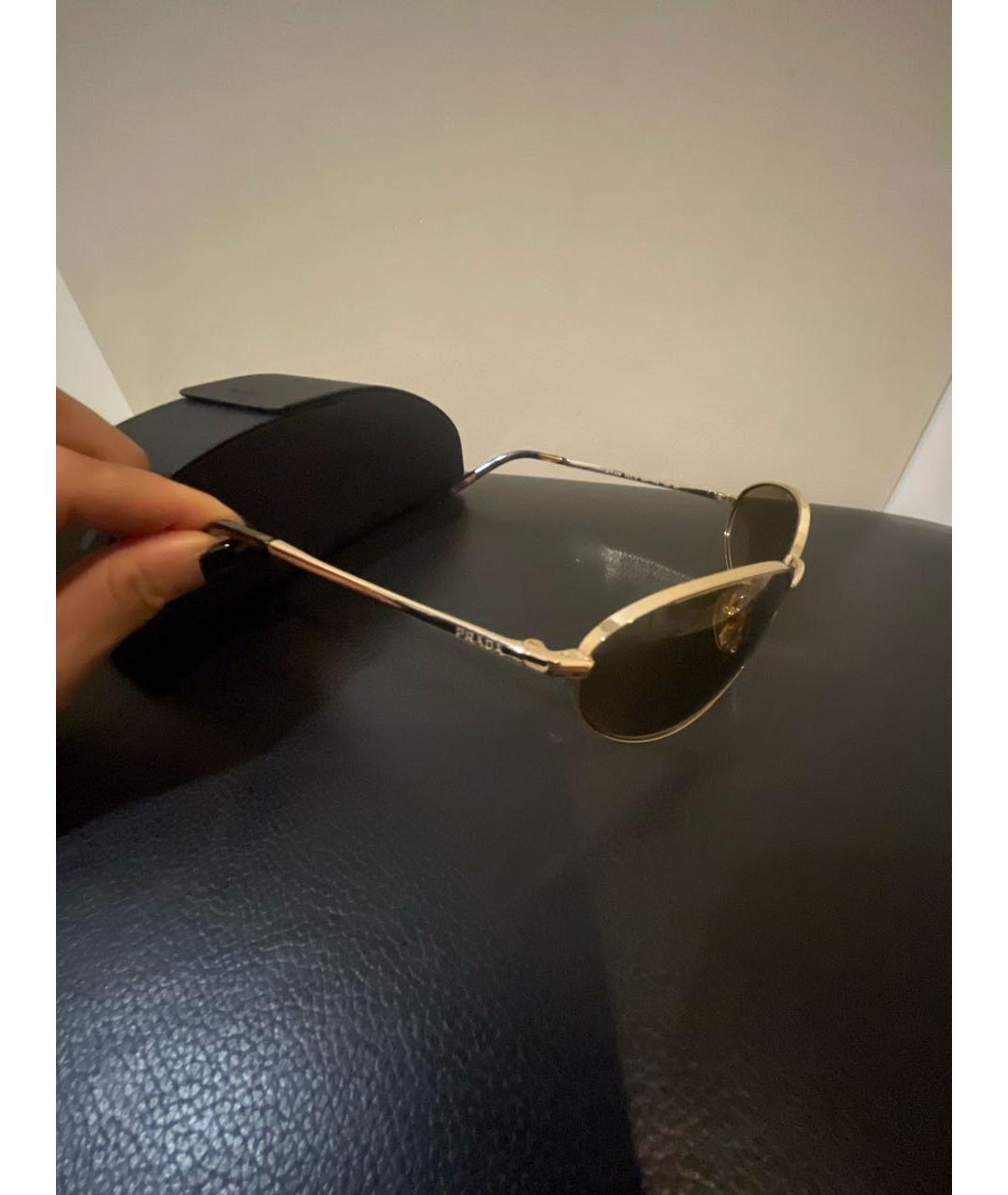PRADA Золотые металлические солнцезащитные очки, фото 3