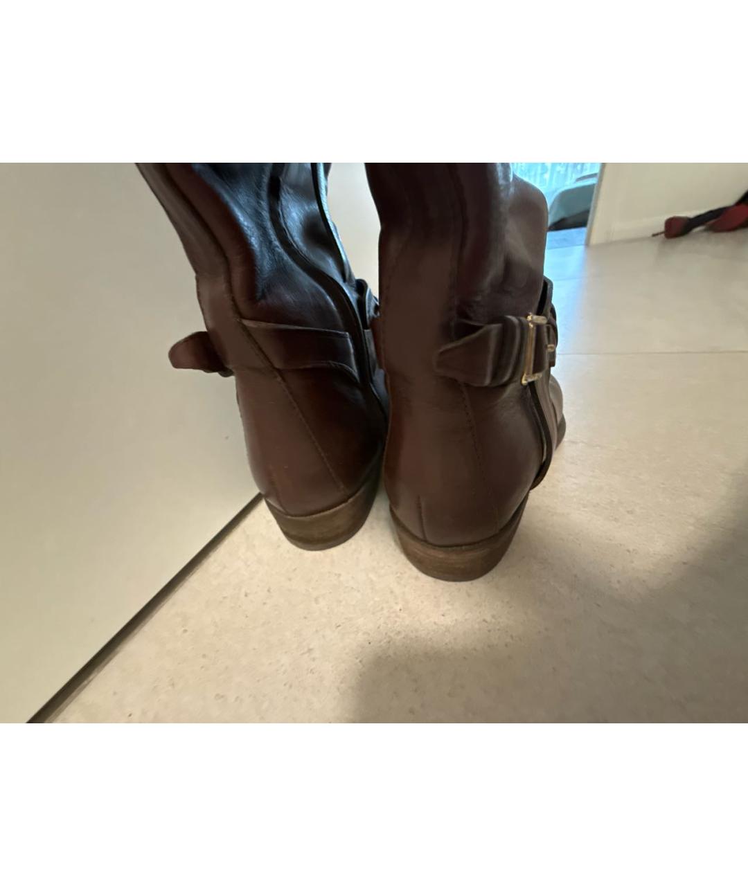 BURBERRY Коричневые кожаные сапоги, фото 4