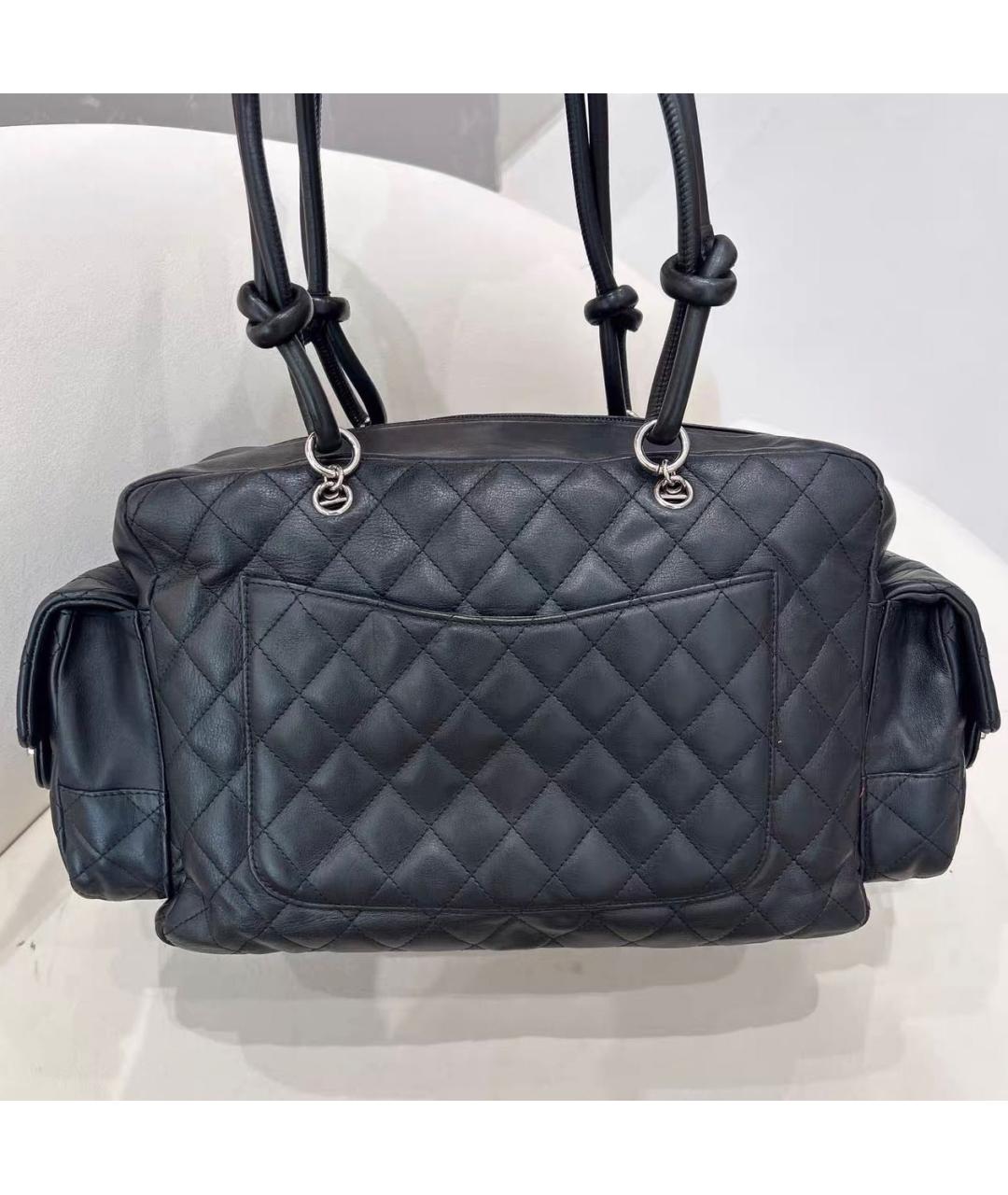 CHANEL Черная кожаная сумка с короткими ручками, фото 2