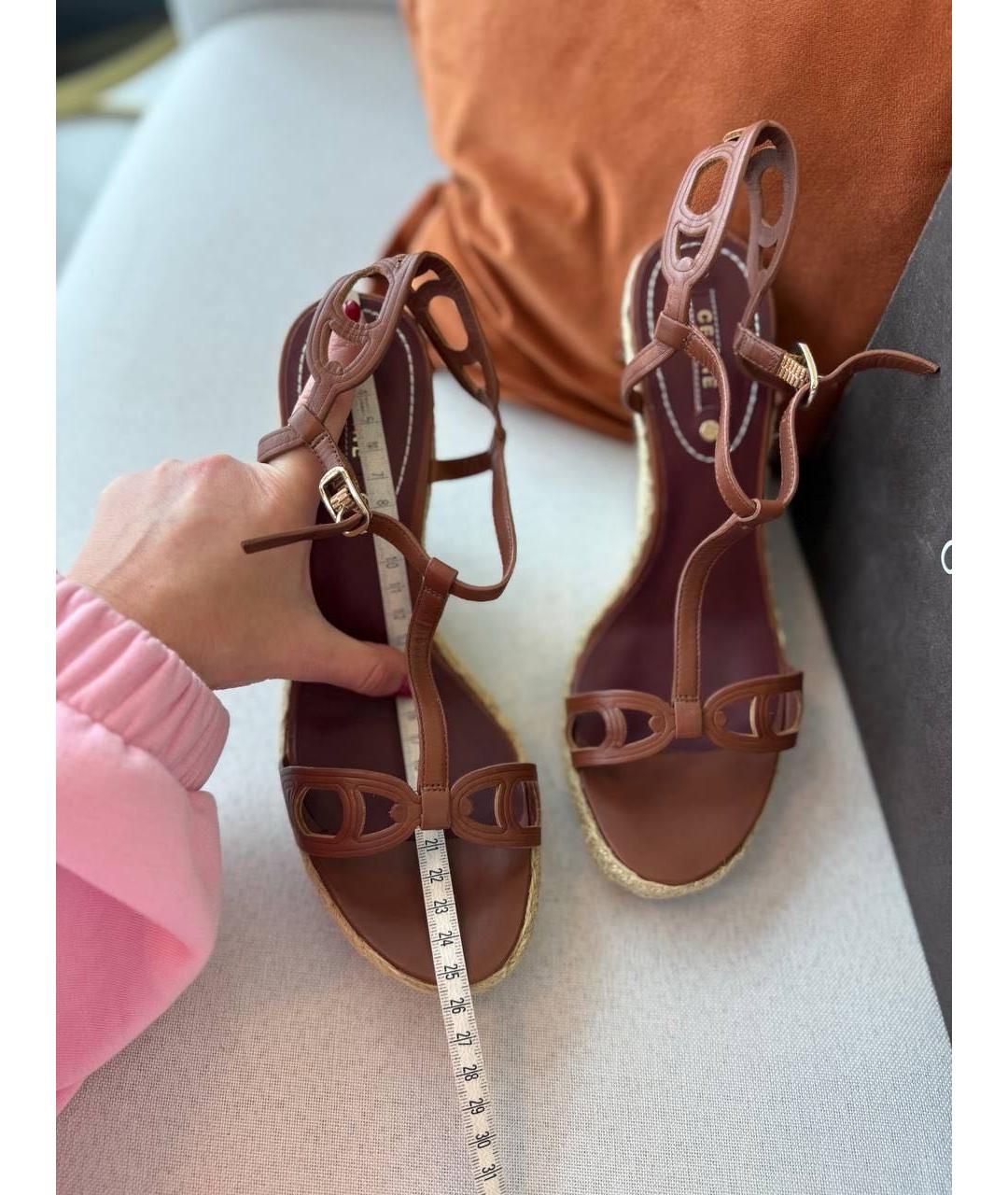 CELINE Коричневые кожаные босоножки, фото 6