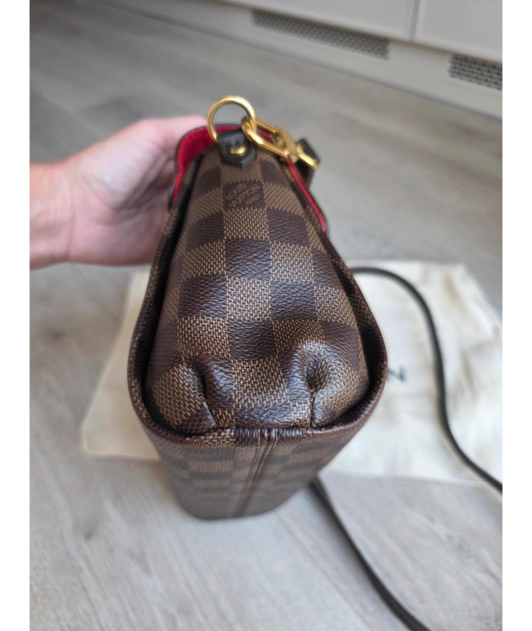 LOUIS VUITTON Коричневая сумка через плечо из канвы, фото 5