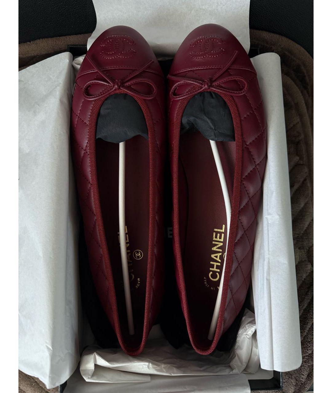 CHANEL Бордовые кожаные балетки, фото 2
