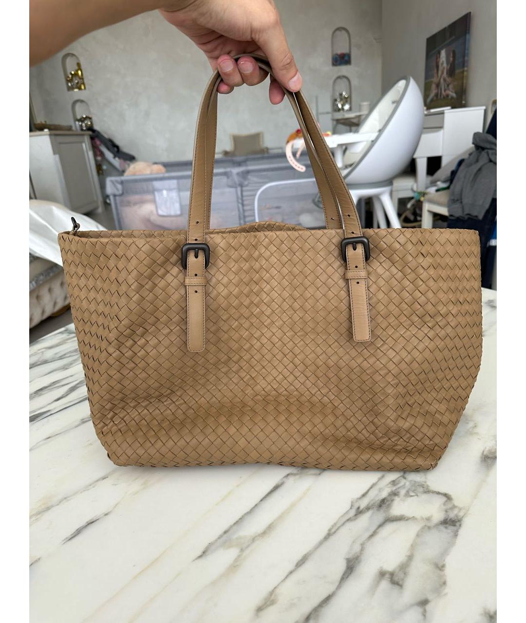 BOTTEGA VENETA Коричневая кожаная сумка тоут, фото 8