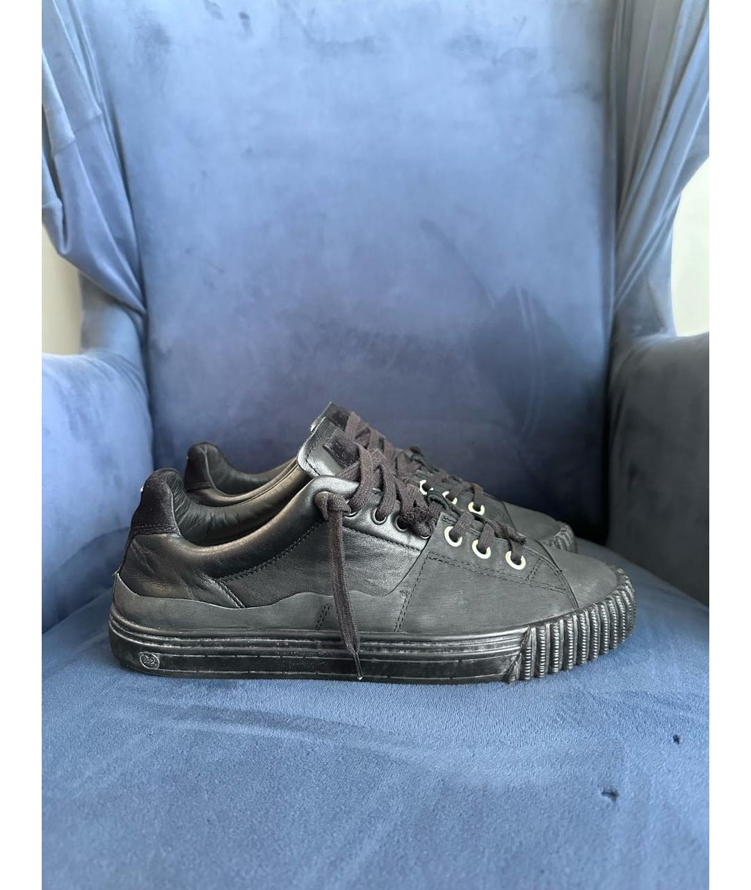 MAISON MARGIELA Черные кожаные низкие кроссовки / кеды, фото 2