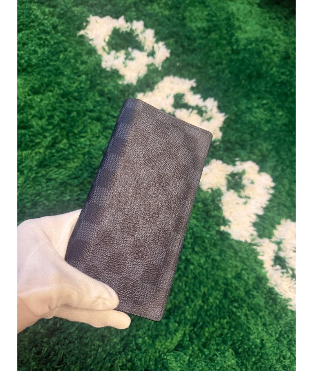 LOUIS VUITTON Черный кожаный кошелек, фото 2