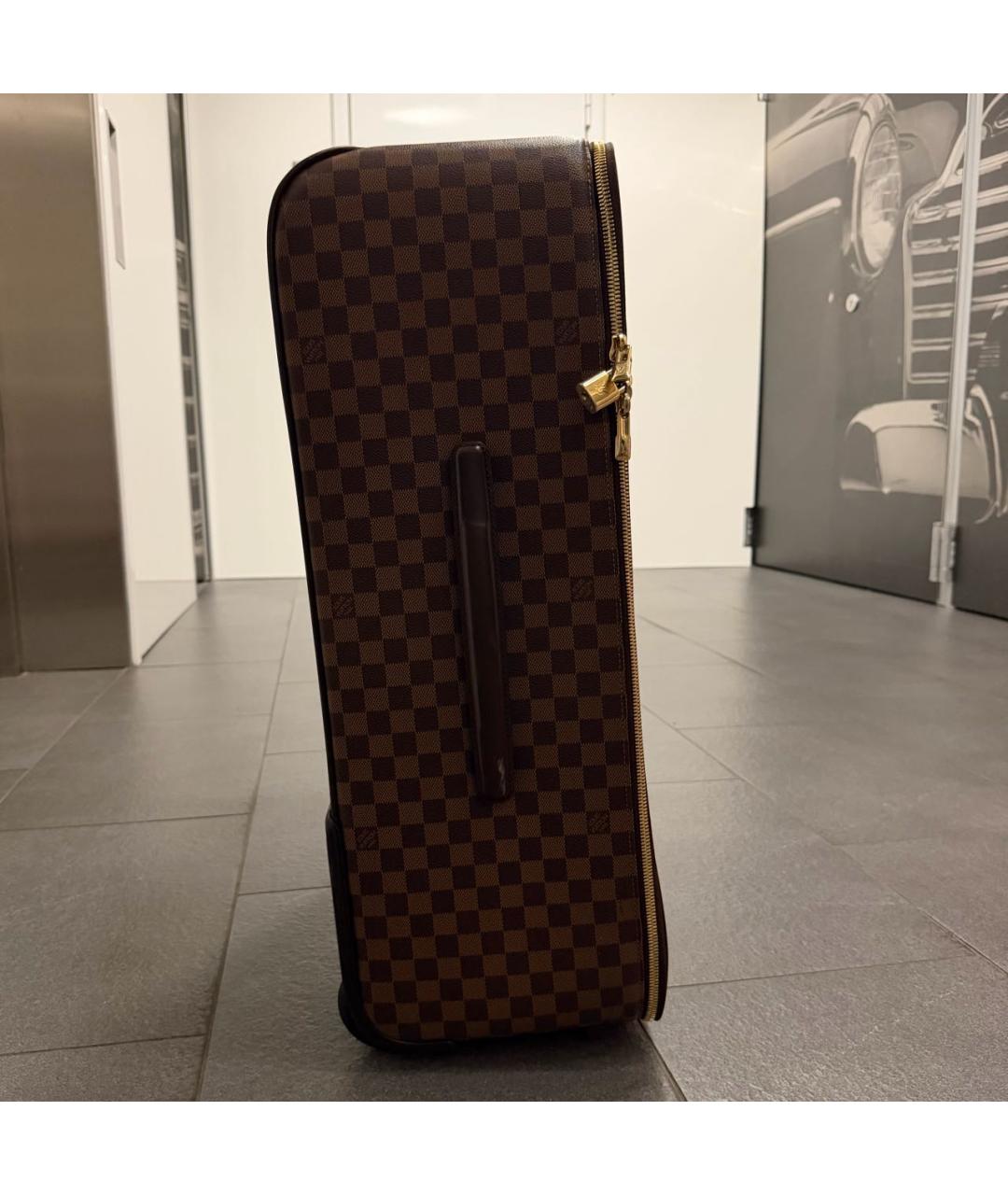 LOUIS VUITTON Коричневый чемодан из канвы, фото 2