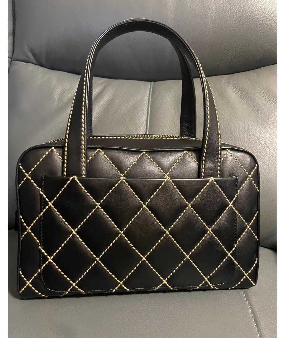 CHANEL Черная кожаная сумка с короткими ручками, фото 5