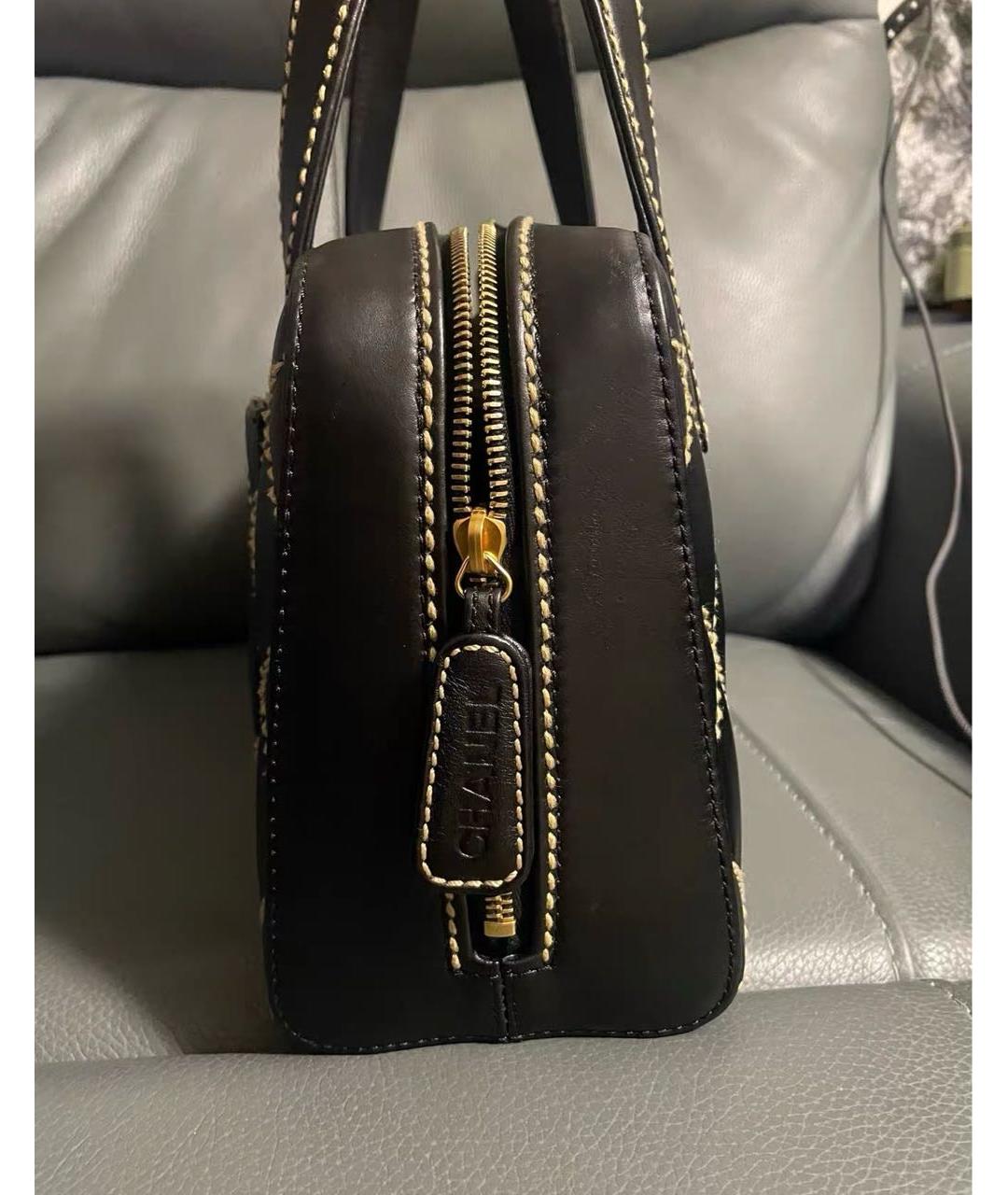 CHANEL Черная кожаная сумка с короткими ручками, фото 6