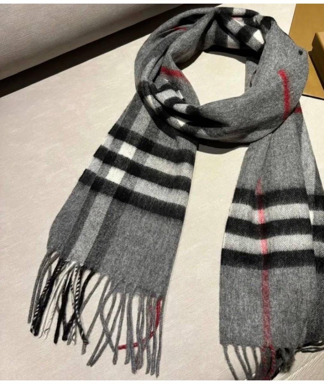 BURBERRY Серый кашемировый шарф, фото 2