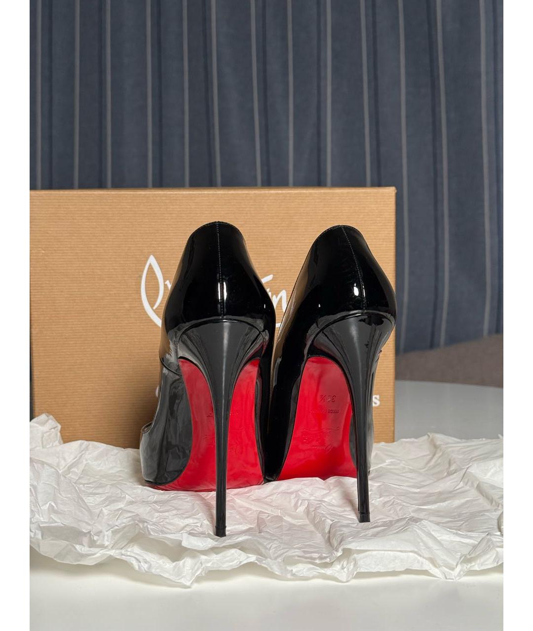 CHRISTIAN LOUBOUTIN Черные туфли из лакированной кожи, фото 4