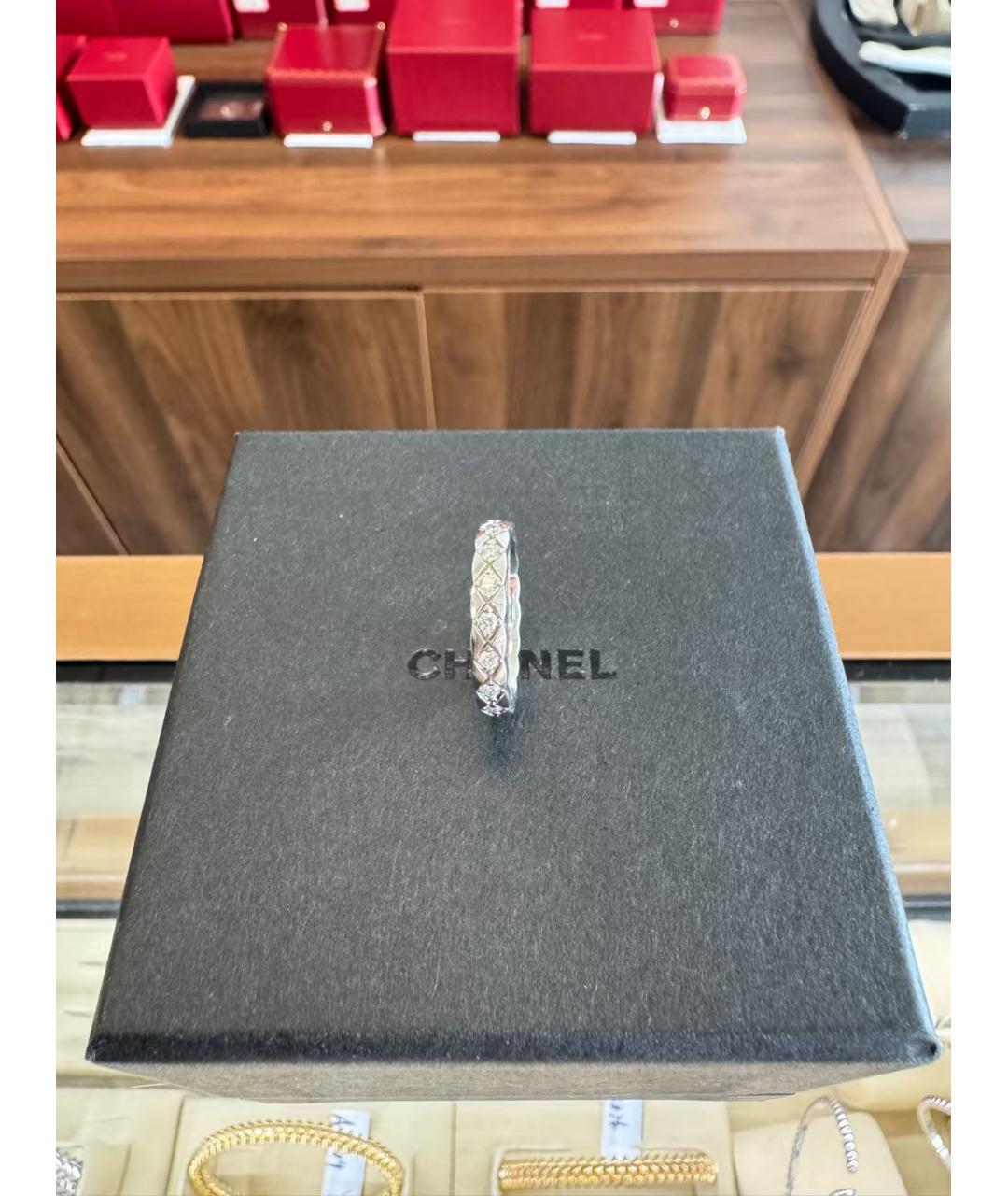 CHANEL Серебряное кольцо из белого золота, фото 3