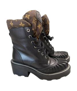 LOUIS VUITTON Ботинки