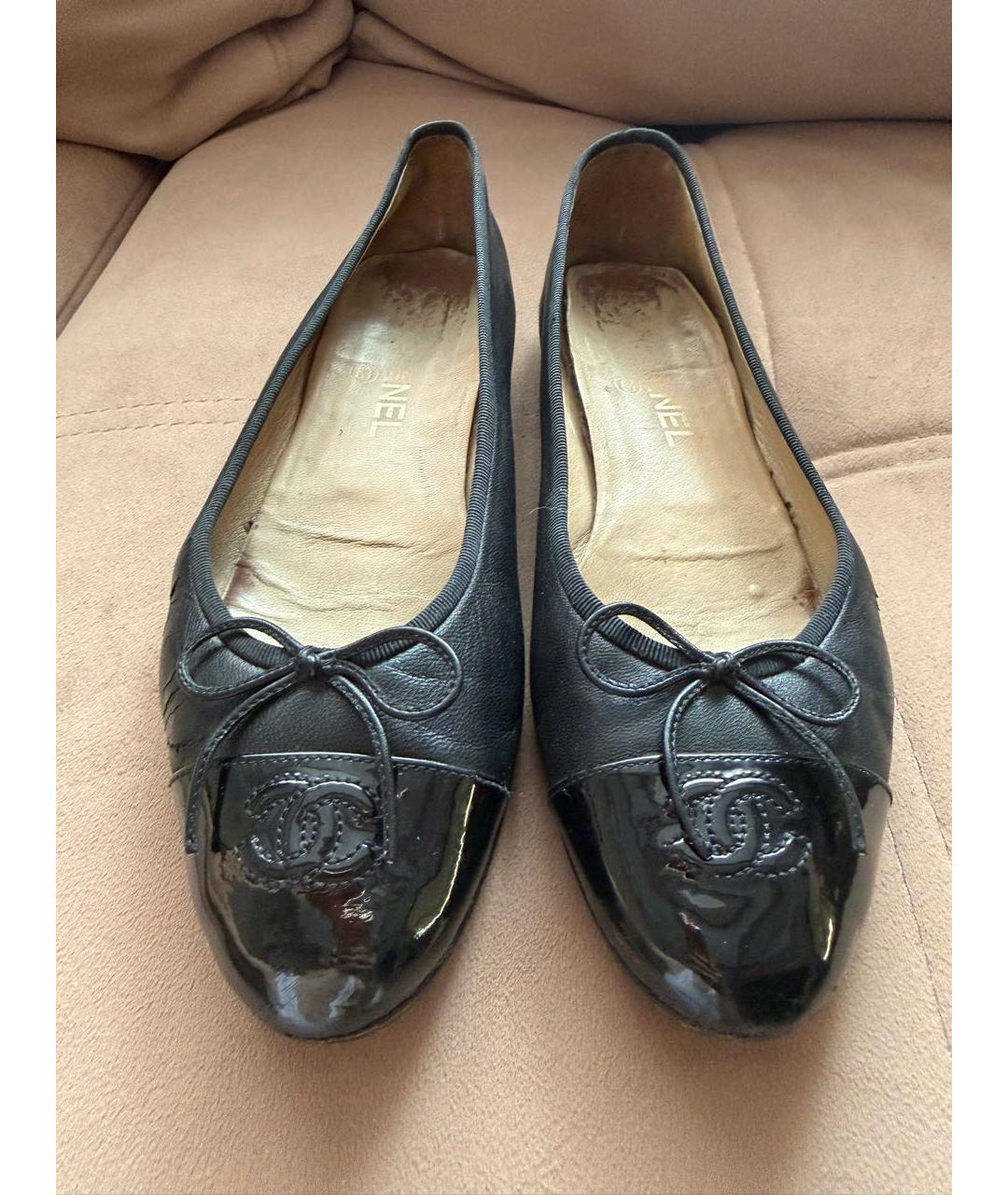 CHANEL Черные кожаные балетки, фото 2