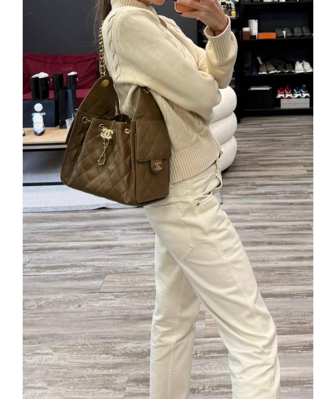 CHANEL Коричневая кожаная сумка через плечо, фото 5
