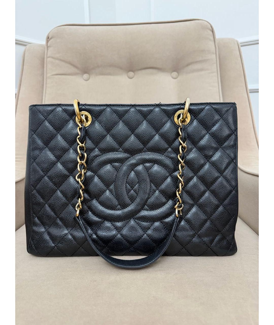 CHANEL Черная кожаная сумка тоут, фото 9