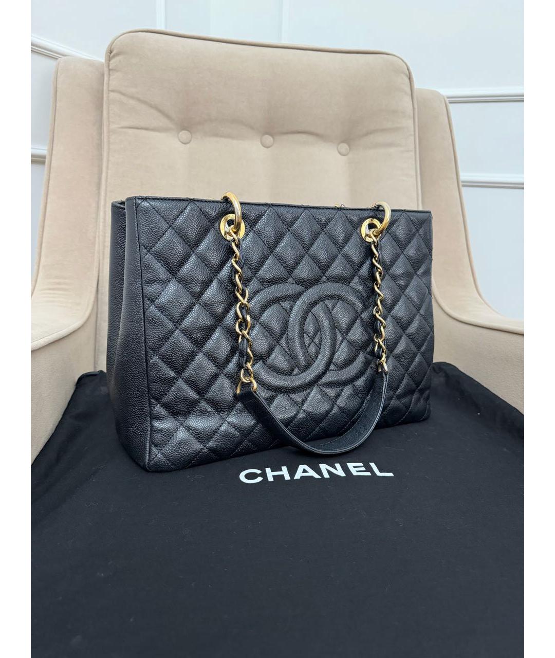 CHANEL Черная кожаная сумка тоут, фото 2