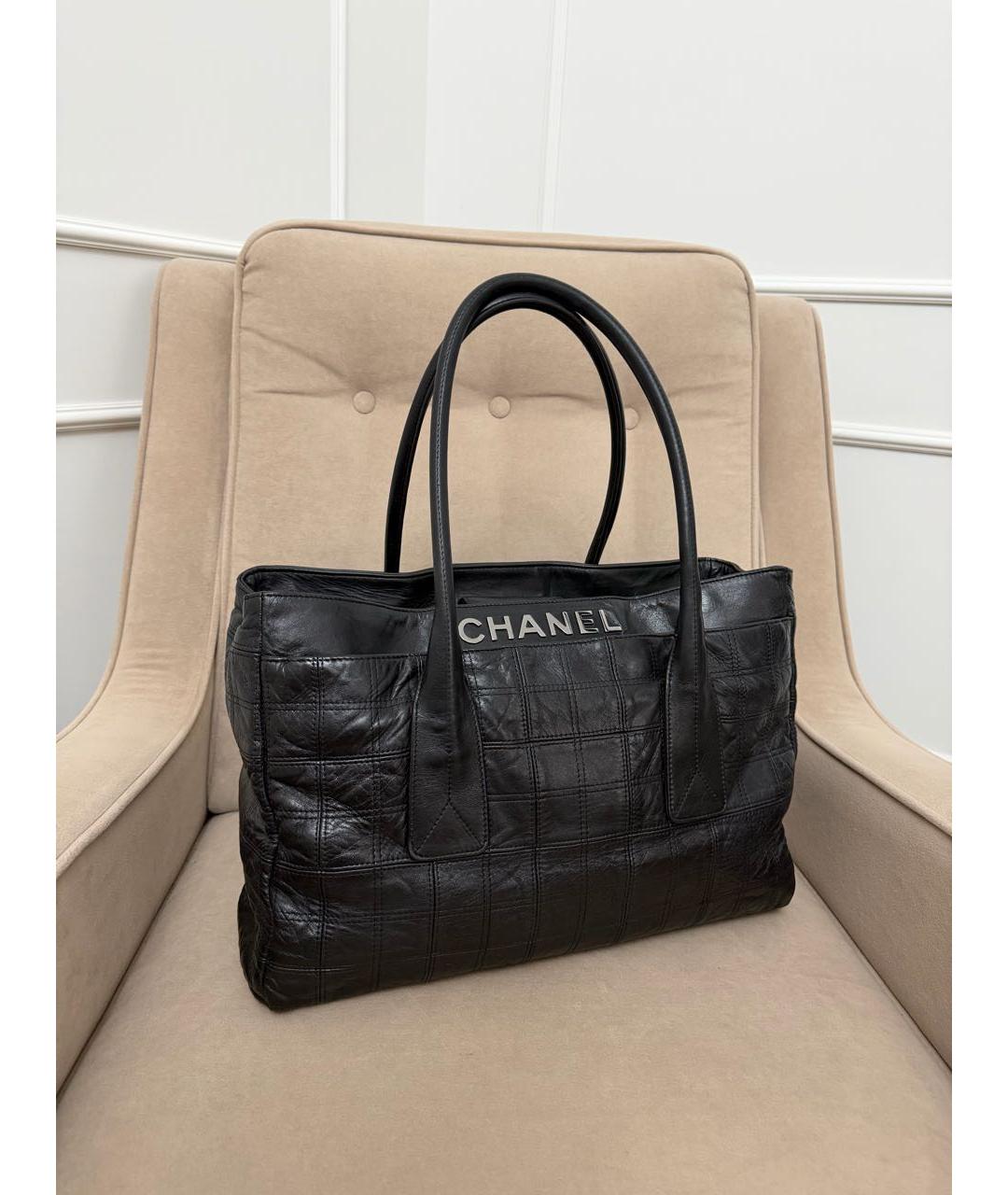 CHANEL Черная кожаная сумка тоут, фото 2