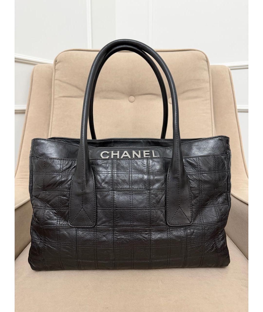 CHANEL Черная кожаная сумка тоут, фото 9