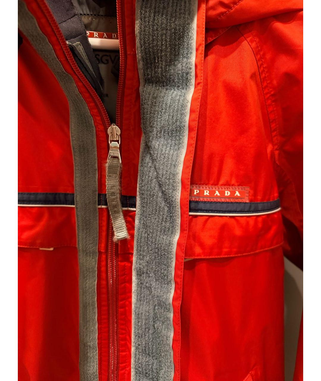 PRADA Красная нейлоновая куртка, фото 4