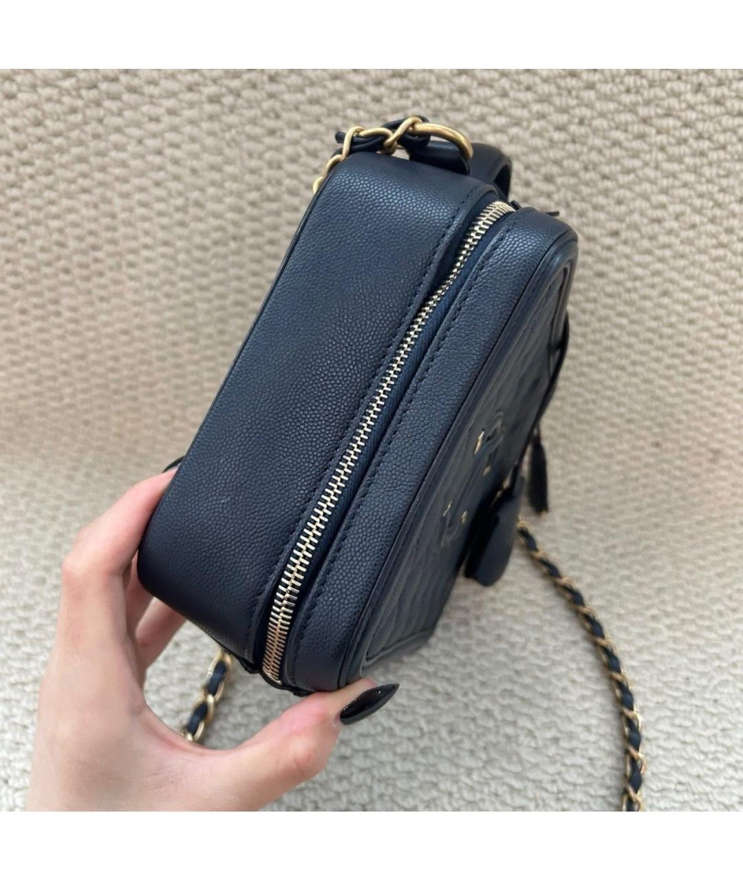 CHANEL Темно-синяя кожаная сумка через плечо, фото 2